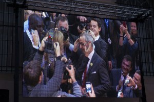 The handover of the infamous glasses